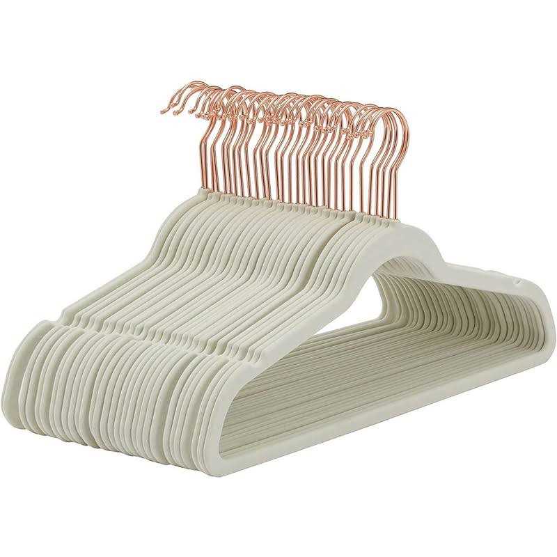 Amazon Basics Velvet Non-Slip Suit Clothes Hangers - Image 4