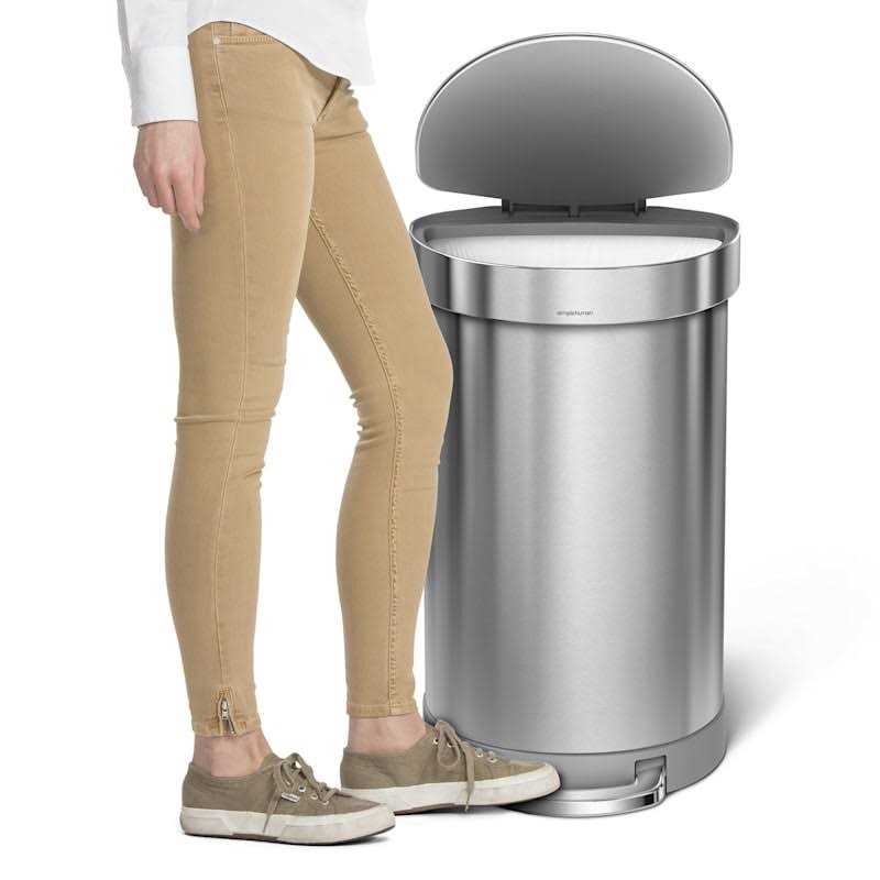 simplehuman 45L Semi Round Step Trash Can - Image 3
