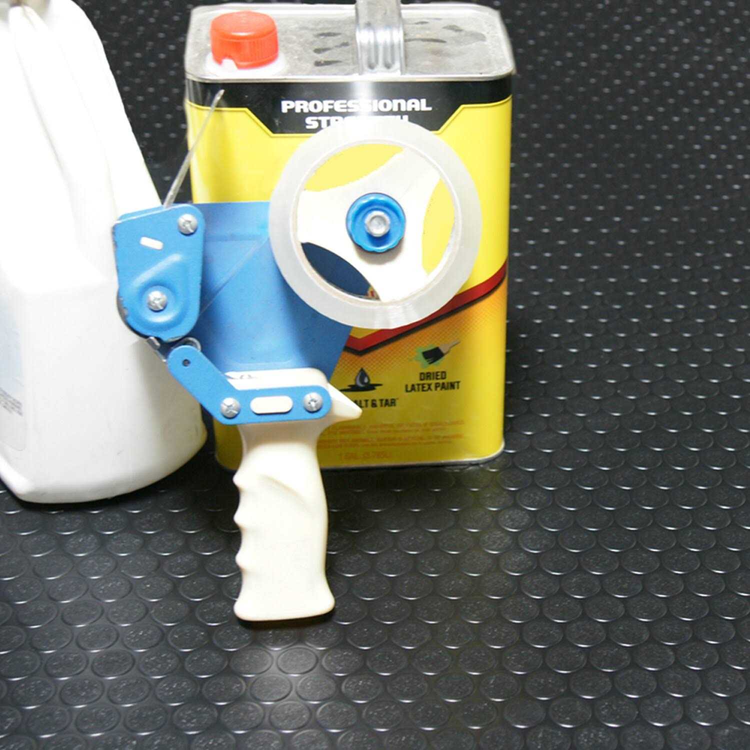 Rubber-Cal Coin-Grip Anti-Slip Rolled Rubber Mat - Image 4