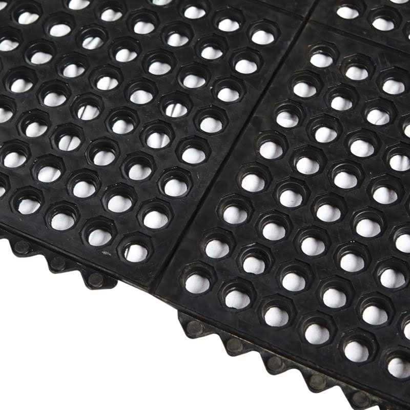 Red Barn Interlocking Mat 3 ft x 3 ft - Image 5