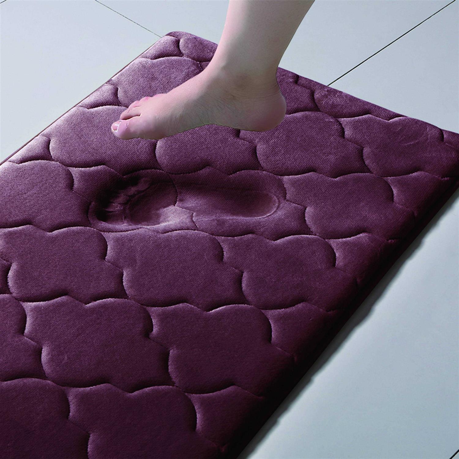 VCNY Home Amadora Quatrefoil Memory Foam Bath Runner - Image 4